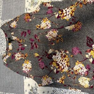 Worthington brand long sleeve blouse